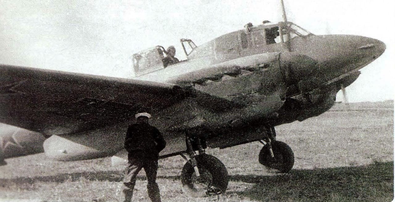 Советский бомбардировщик Пе-2