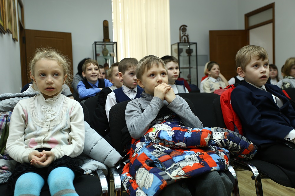 В центре армянской национальной культуры стали ставить кукольные спектакли на русском языке