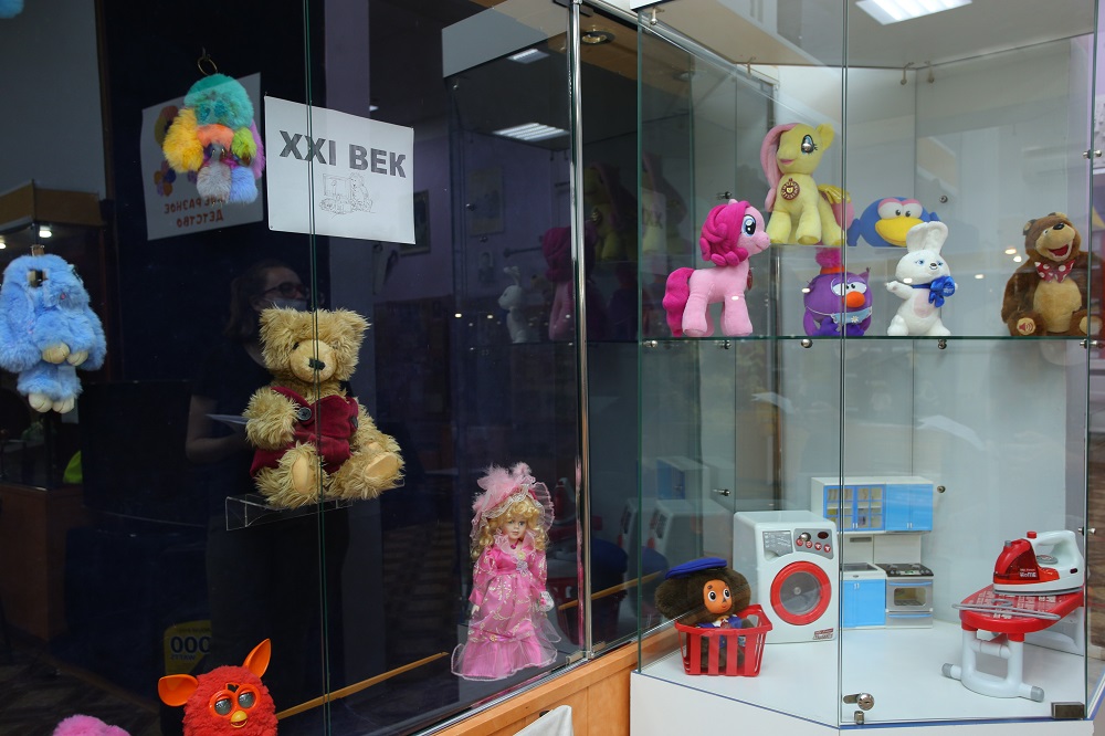В городском музее открыта выставка игрушек XIX, XX и XXI веков