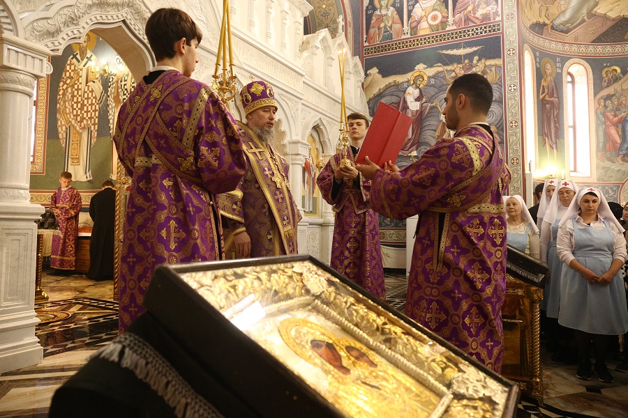 Епископ Василий: «Православные храмы строят для людей»
