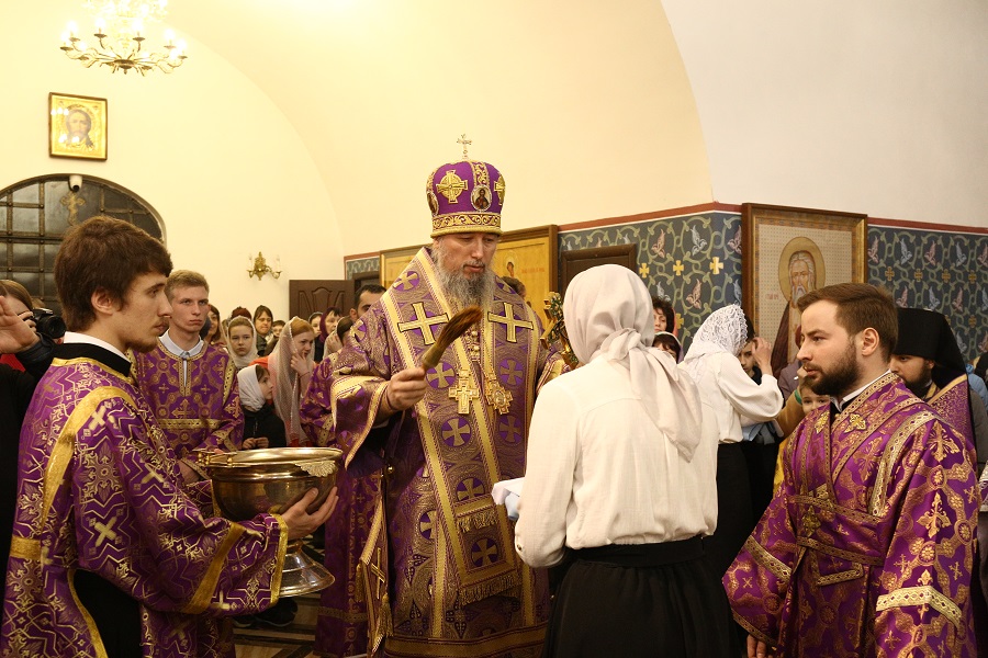 Епископ Василий: «Православные храмы строят для людей»