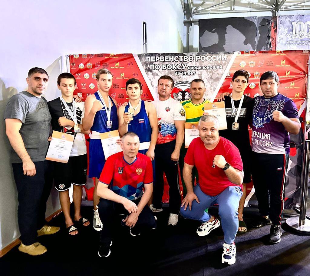 Сергей Езоян стал первым боксером из Армавира, завоевавшим медаль на всероссийских соревнованиях