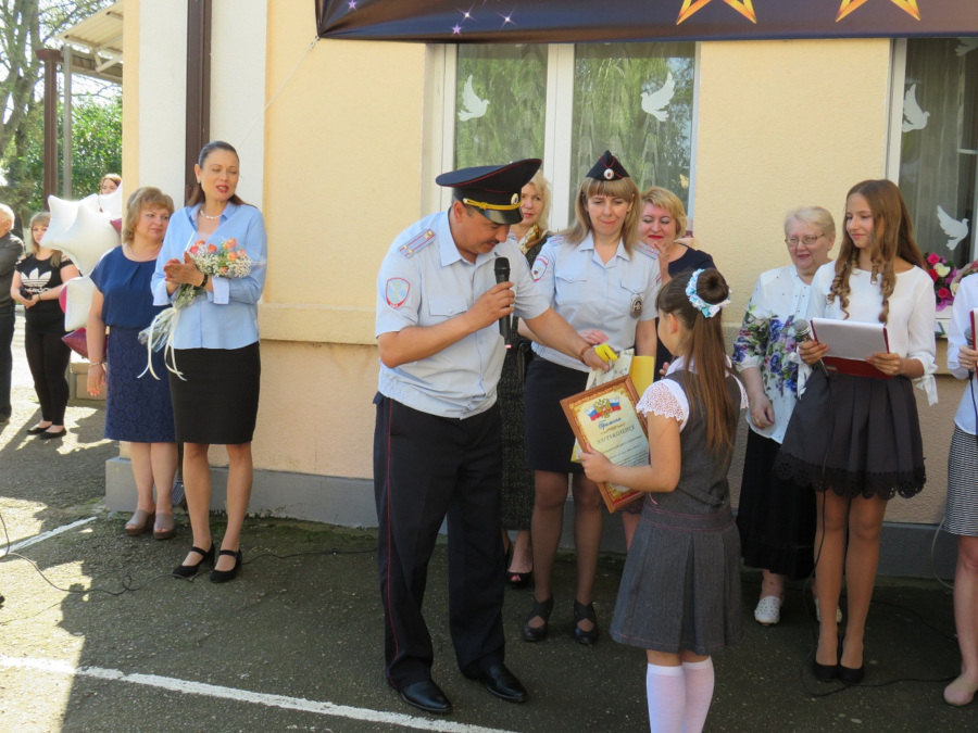 В Армавире наградили победителей конкурса «Полицейский дядя Степа»