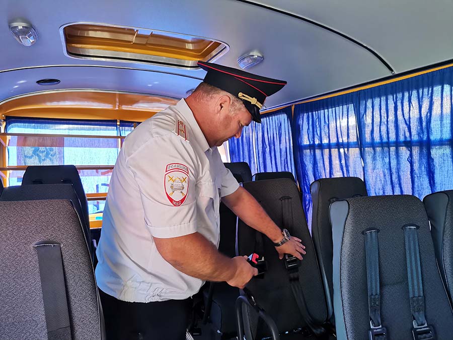 Армавирская Госавтоинспекция провела рейды школьных автобусов. Фото
