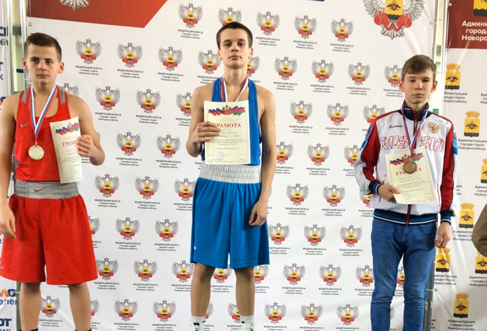 Армавирец стал призером краевого первенства по боксу