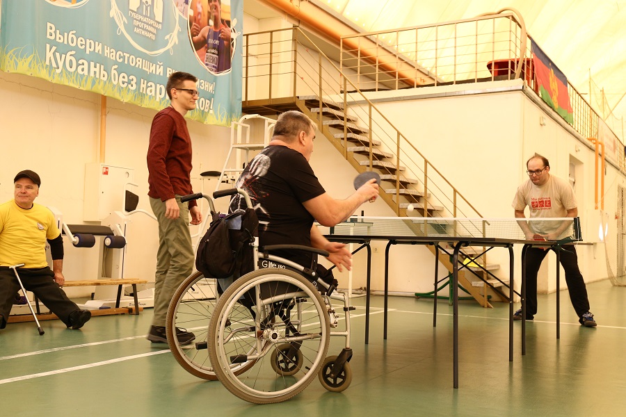 Метание ручного мяча и боулинг: в Армавире состоялась спартакиада для инвалидов