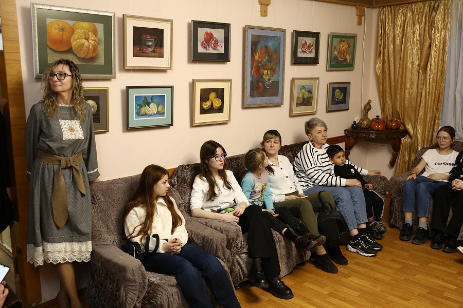 В Доме Саввы Дангулова открылась выставка «Природа цвета» 