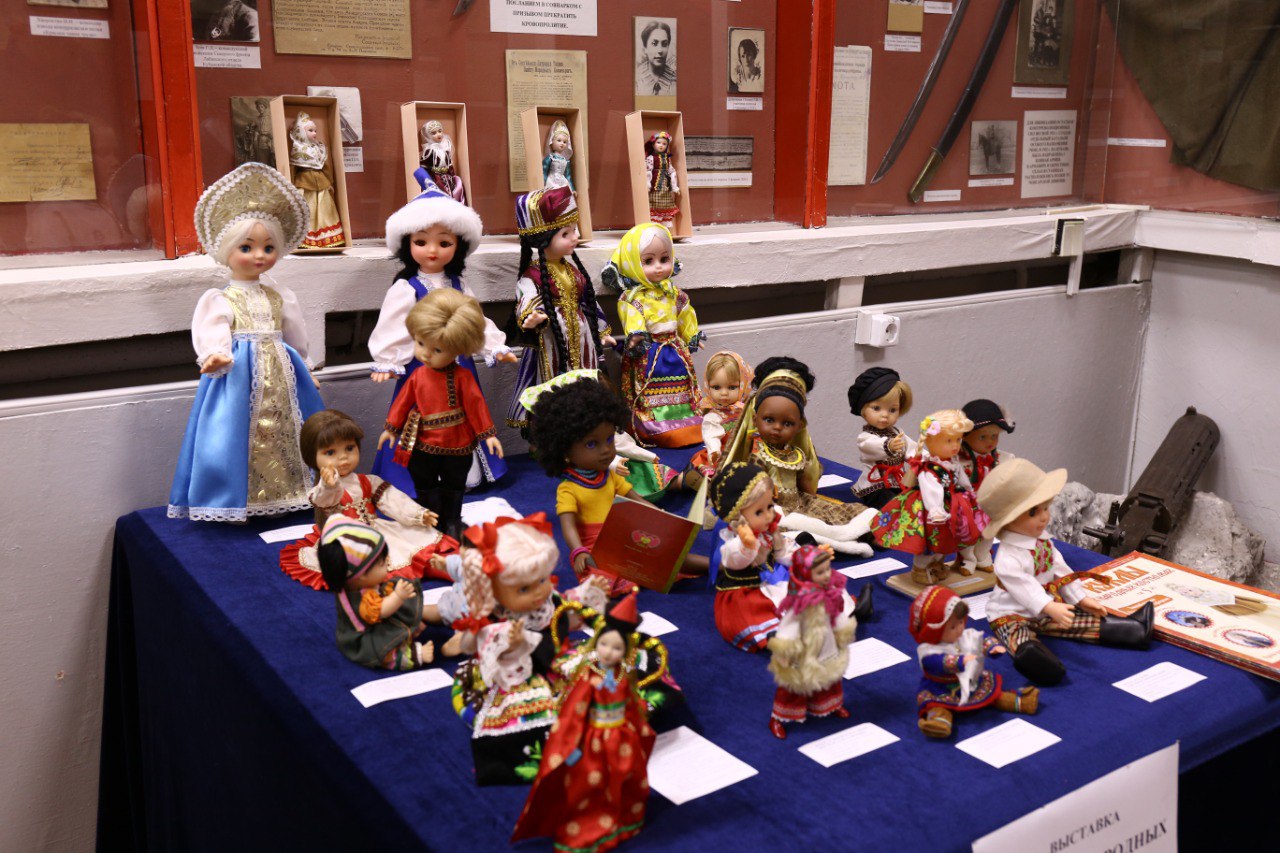 Сарматскую женщину-воительницу, выставку кукол и огненное шоу увидели армавирцы в рамках акции «Ночь музеев»