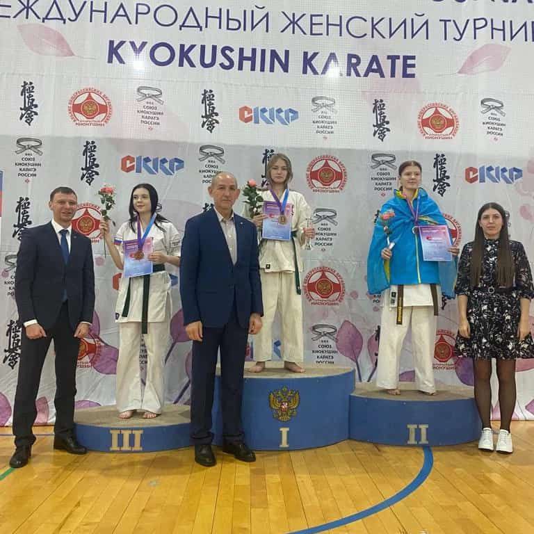 Армавирские каратистки завоевали золото и серебро международных соревнований