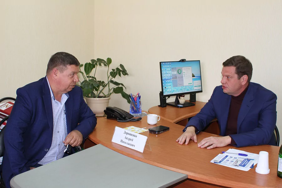 Депутат Госдумы Андрей Дорошенко встретился с профсоюзным лидером работников ЖКХ Армавира