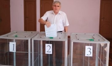 Врач-онколог Федор Иншаков проголосовал на выборах депутатов Законодательного Собрания края
