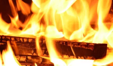 В Армавире выясняются причины пожара, в котором погиб мужчина