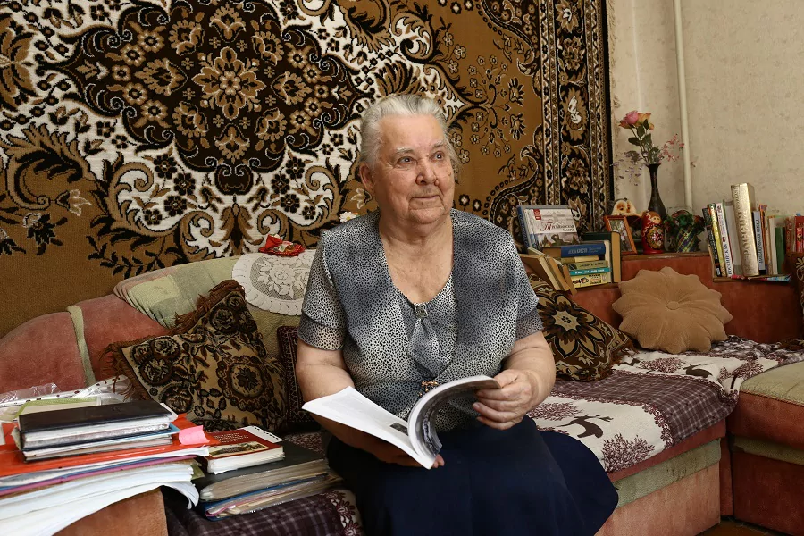 Оставшись без ноги, Аполлинария Соболевская вырастила троих детей и прожила с мужем-инвалидом 52 года