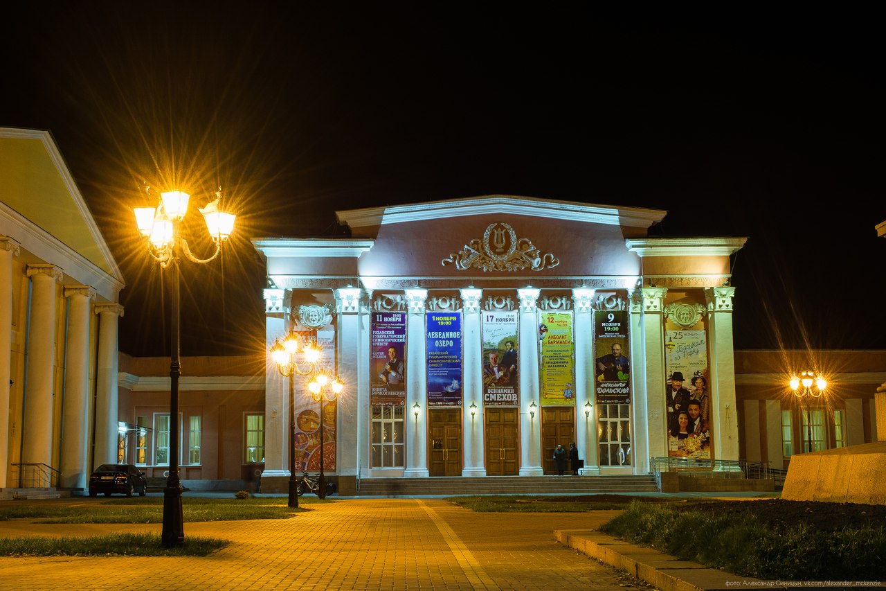 С 1 сентября российские школьники смогут ходить в театры, музеи и на концерты бесплатно