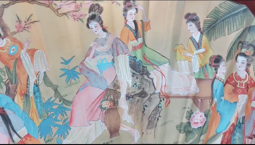 Известные на весь мир маски Пекинской оперы стали частью новой выставки в краеведческом музее