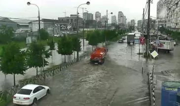 Во время дождя в Краснодаре затопило несколько улиц