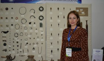 Студенты из Армавира изучают историю на примере подлинных артефактов древности