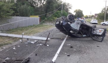 В Старой Станице водитель снес опору ЛЭП