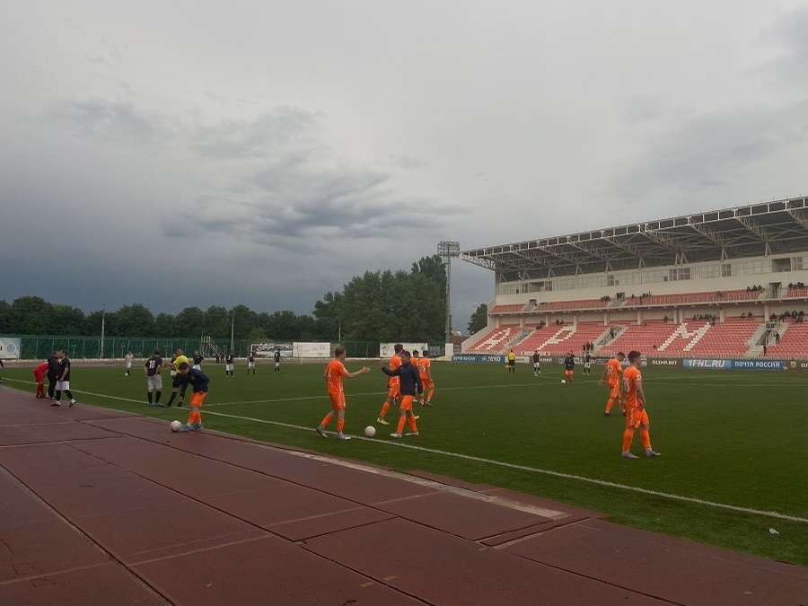 Впервые в истории современного армавирского футбола две команды города встретились на поле в рамках Кубка Краснодарского края