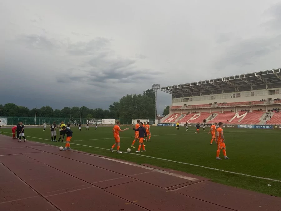 Впервые в истории современного армавирского футбола две команды города встретились на поле в рамках Кубка Краснодарского края