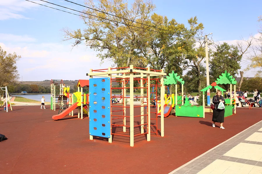 В парке Победы будет новая площадка для детей  