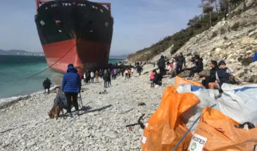 Армавирцы борются за чистый пляж Черноморского побережья