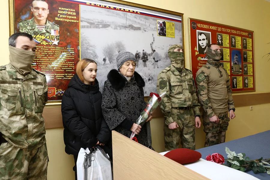 Сегодня в 15-м отдельном Отряде спецназначения «Вятич» встретили мать Героя России Григория Ширяева