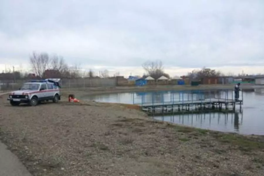 На Солдатском пруду в Новокубанске утонула 11-летняя девочка