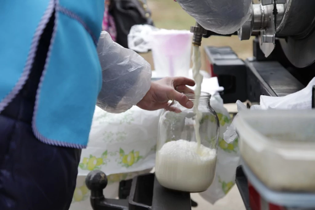 В Армавире будут реализовывать качественное молоко