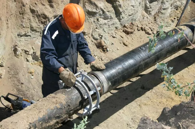 Новый водопровод в поселок Заветный сдадут в эксплуатацию до начала ноября.