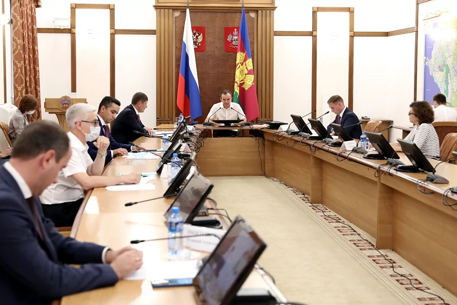 Губернатор Кубани потребовал в течение месяца обеспечить стабилизацию работы электросетевого комплекса региона