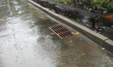 «Курганинский групповой водопровод» попросил жителей частных домов привести в порядок свои ливневки