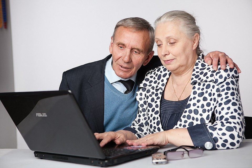 Интернет стал привычным атрибутом жизни трети пенсионеров России