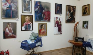 Завтра в 11:00 начнёт работу выставка «Моя мама — целая Вселенная»