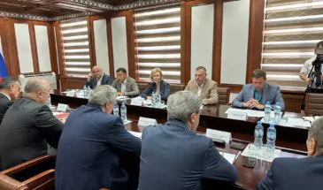 Андрей Дорошенко в составе делегации депутатов Госдумы посетил Высшее Собрание Республики Таджикистан 