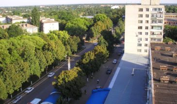 Началась реконструкция сквера по улице Азовской 