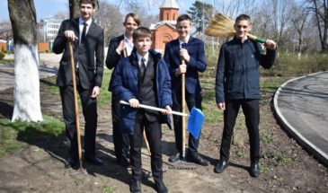 В Армавире продолжаются общегородские субботники