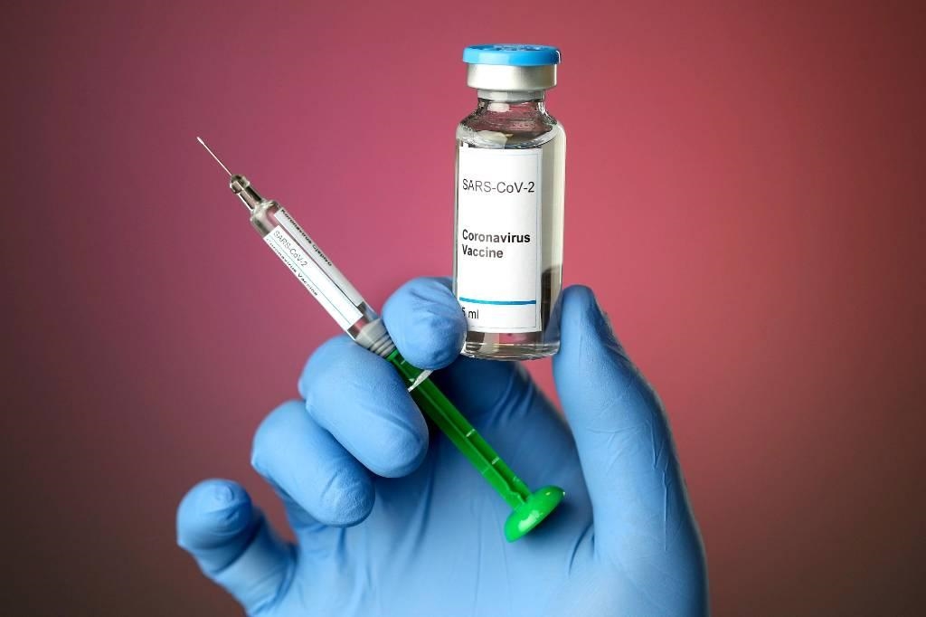 Продолжается вакцинация против новой коронавирусной инфекции (COVID -19)