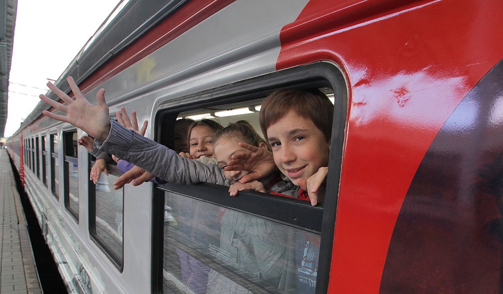 Школьники могут путешествовать на поезде с 50 % скидкой