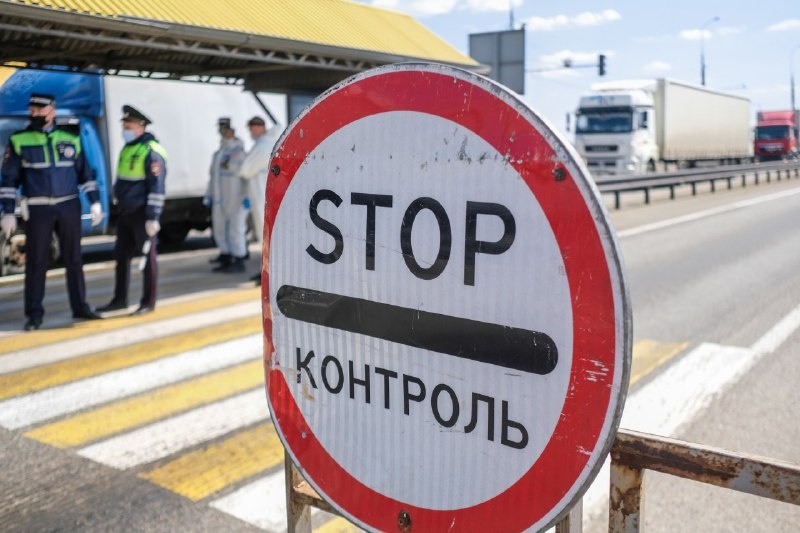 Более 400 автомобилистов не стали въезжать на Кубань из-за обязательной обсервации