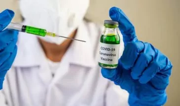 Пока одни жители Армавира боятся вводить вакцину от коронавируса, другие считают вакцинирование своим долгом