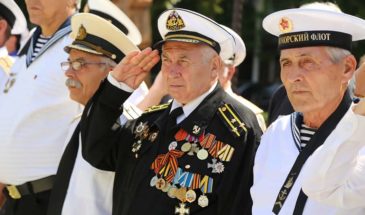 Армавирцы отдали дань уважения морякам