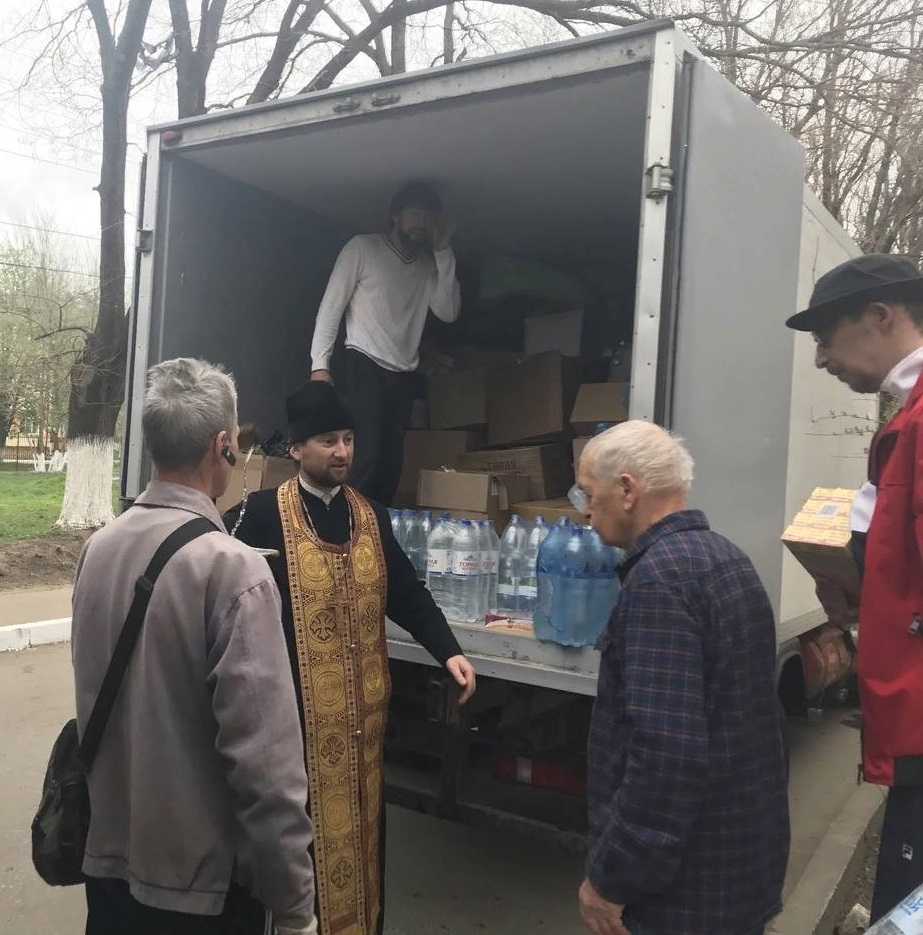 Армавирская епархия собрала 8 тонн гуманитарной помощи беженцам из ДНР и ЛНР
