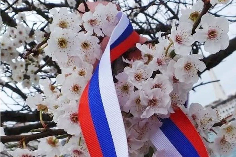 Ровно 8 лет назад случилась Крымская весна, когда жители полуострова выбрали свое будущее с Россией