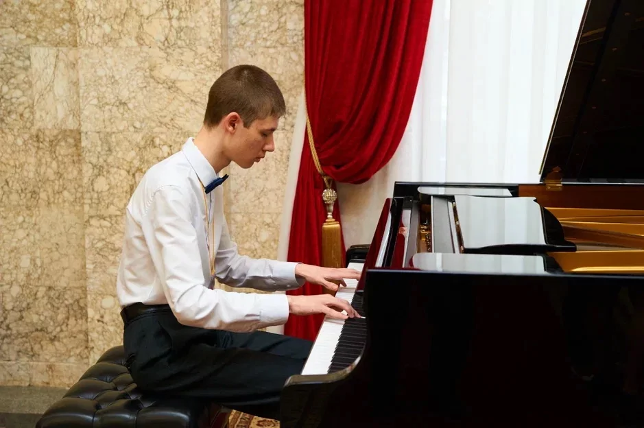 В конце 2021 года ученик Специализированной музыкальной школы слепых и слабовидящих детей Марат Сафин стал обладателем именной премии губернатора Кубани