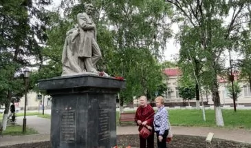 Литераторы Армавира отметили Пушкинский праздник поэзии и День русского языка