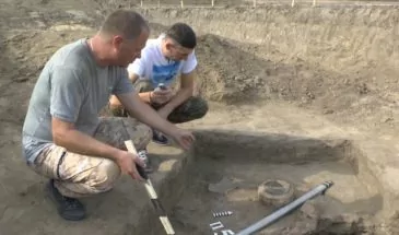 Археологи АГПУ обнаружили захоронение подростка, у которого деформирован череп