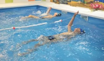 В Армавире центр плавания «РЫБА — KID» занимается оздоровлением детей-инвалидов