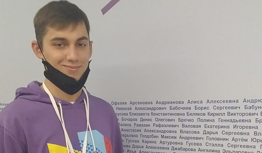 Студент из Армавира Игорь Пеньков выиграл 1 миллион рублей в «Большой перемене»