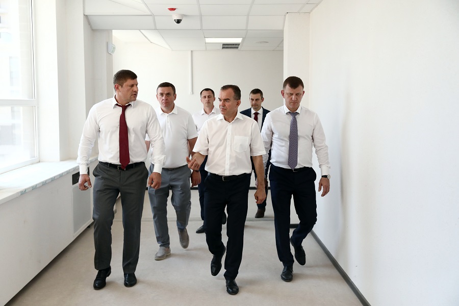 Вениамин Кондратьев дал старт юбилейному сезону главного кадрового проекта региона